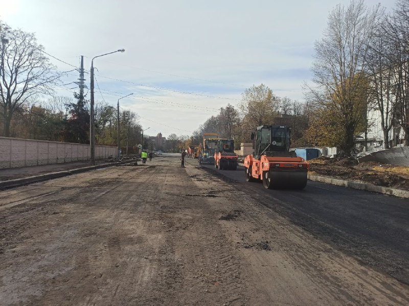 Ремонт вулиці Весніна у Харкові 1