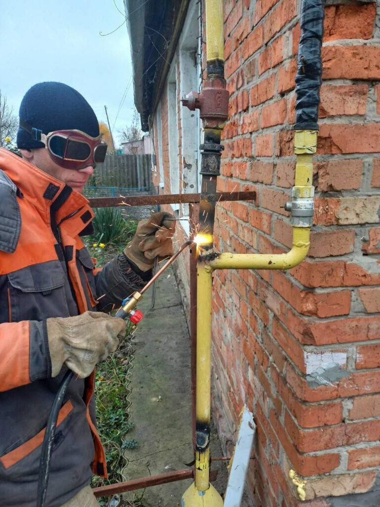 Газовики повернули блакитне паливо до 700 будинків в селах на Ізюмщині