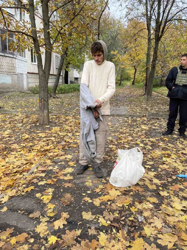 У Харкові впіймали на гарячому злодія, який крав автоматику з підвалів