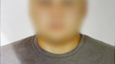Поліцейського з Харківщини, який розмалював своє авто “Z”, судитимуть заочно