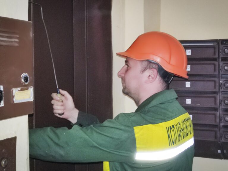 600 раз доставали харьковчан из застрявших лифтов за неделю — мэрия