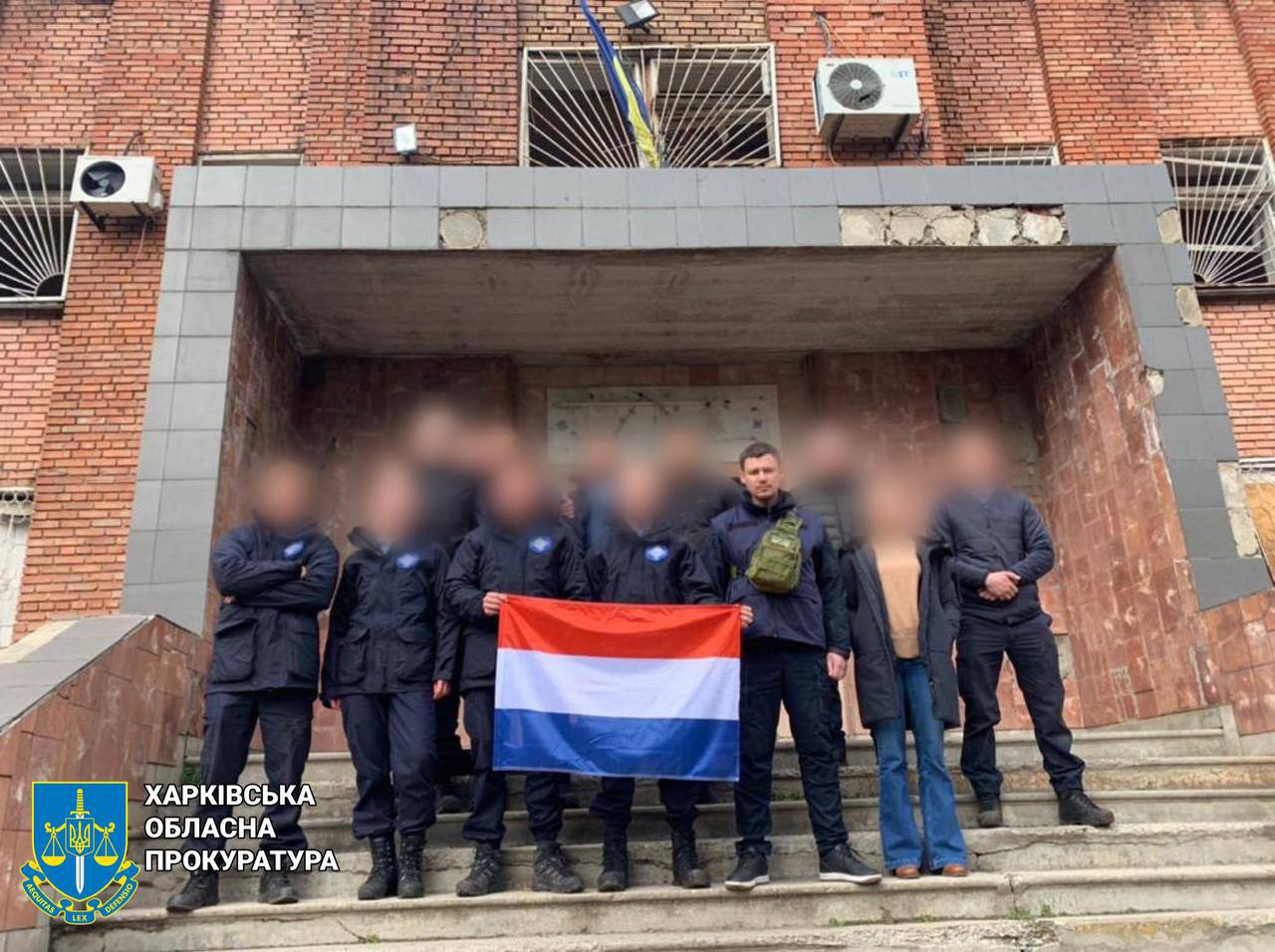 Эксперты Междунароного уголовного суда побывали в Изюме и Барвенково (фото)