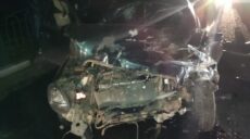 Масштабна ДТП у Харкові: машину розірвало навпіл, є постраждалі (фото)