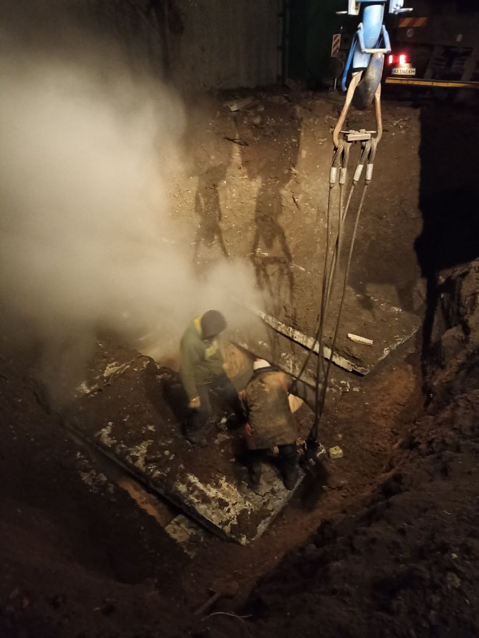 Харківські тепловики працюють у комендантську годину, щоб встигнути до морозів