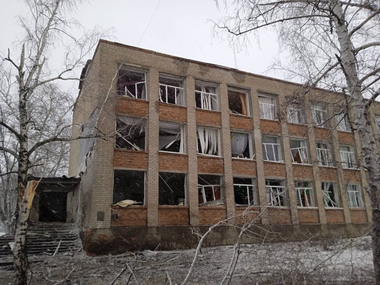 Лікарня у Куп'янську після обстрілу