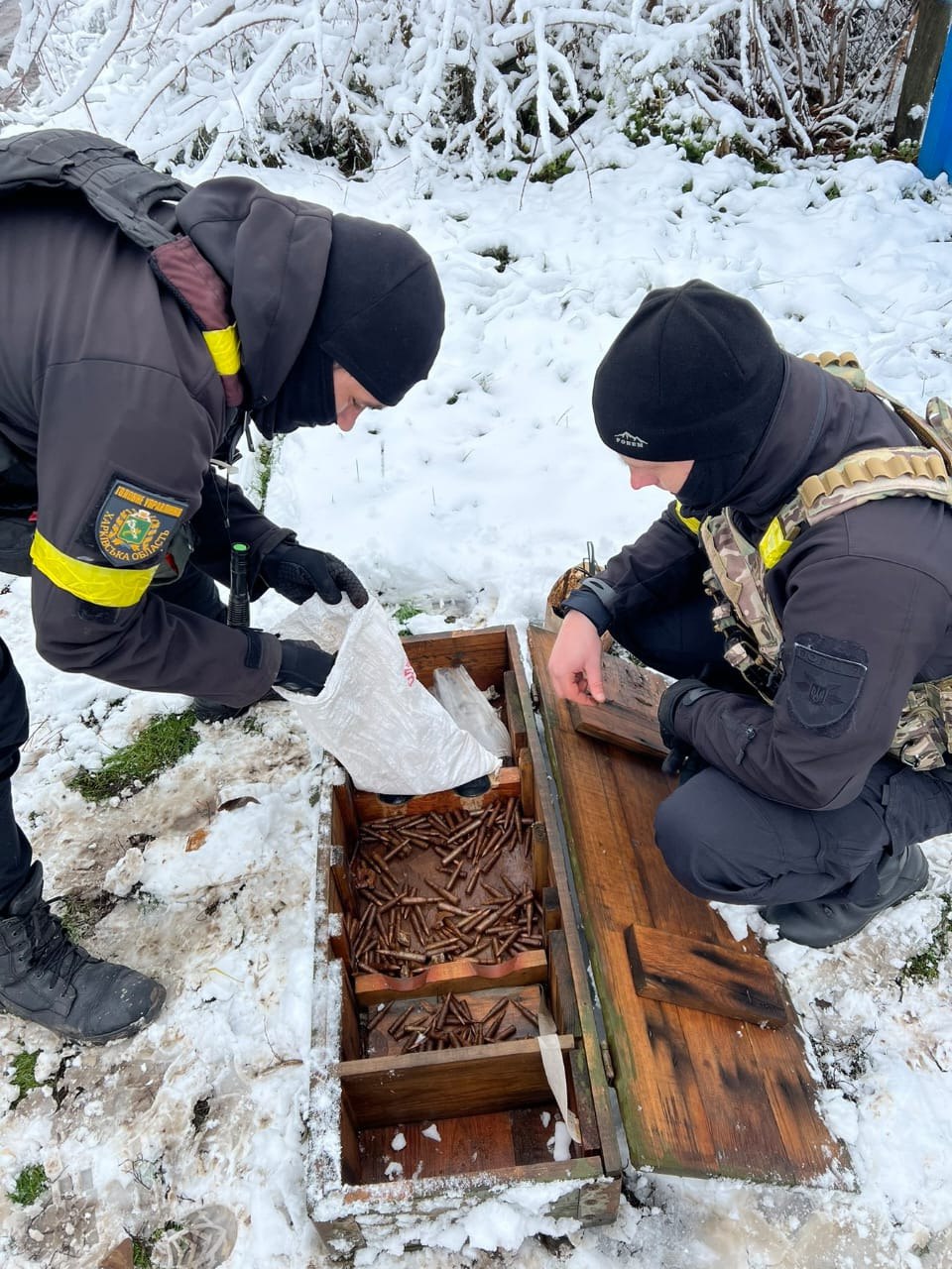 На Харківщині поліція виявила патрони та гранати в Ізюмському районі 3