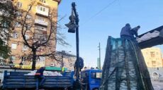 Судьбу бюста решат после войны. В Харькове убрали памятник Пушкину