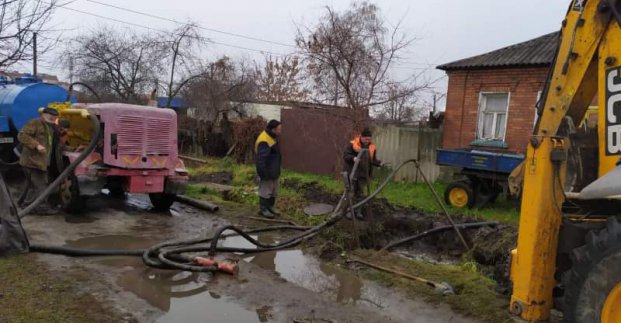 Дев’ять пошкоджень усунули у Харкові на трубопроводах