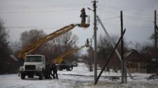 Вітер на Харківщині залишив без світла 1700 будинків