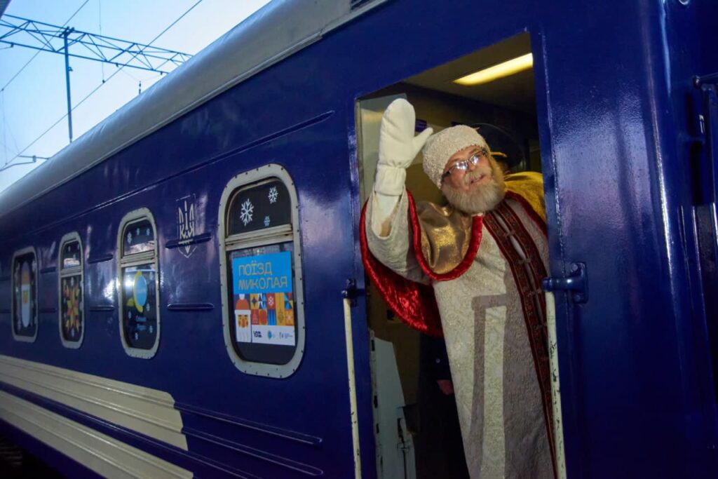 Поїзд святого Миколая вітатиме дітей Харківщини завтра