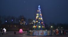 У місті Харківщини, яке ворог засипав ракетами, встановлять новорічну ялинку