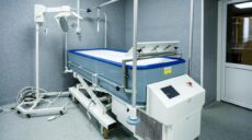 У лікарні на Харківщині встановили протиопікові ліжка для воїнів ЗСУ