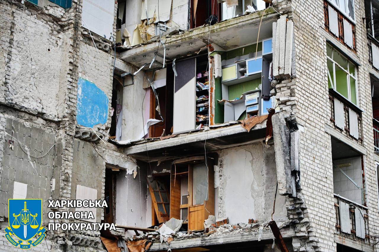 Разрушения в Изюме на Харьковщине 3