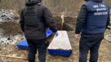Йшла до сина: на Куп’янщині ексгумували жертву ворожого обстрілу (фото)
