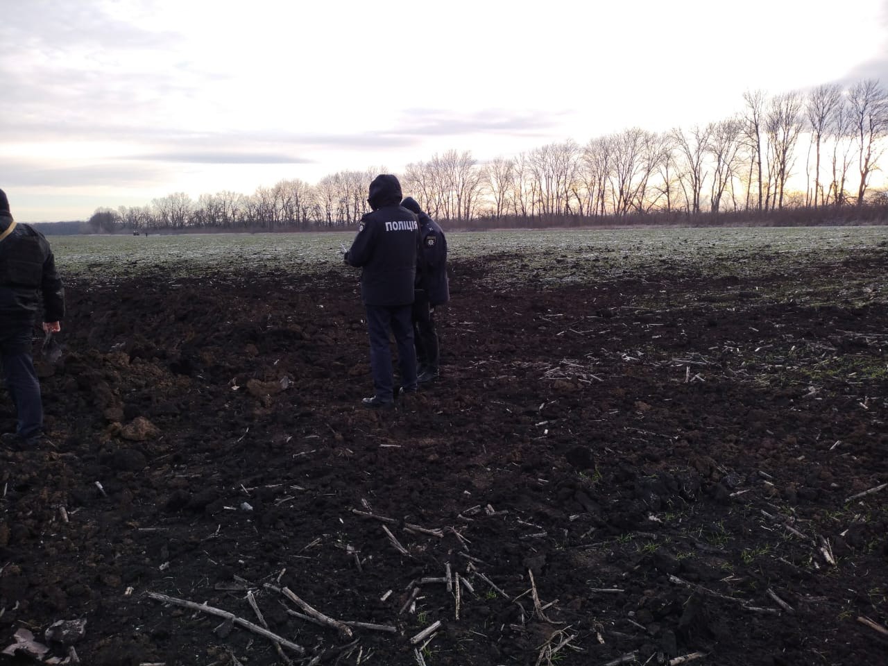 Полиция в полях Харьковской области после обстрела 21-22 декабря
