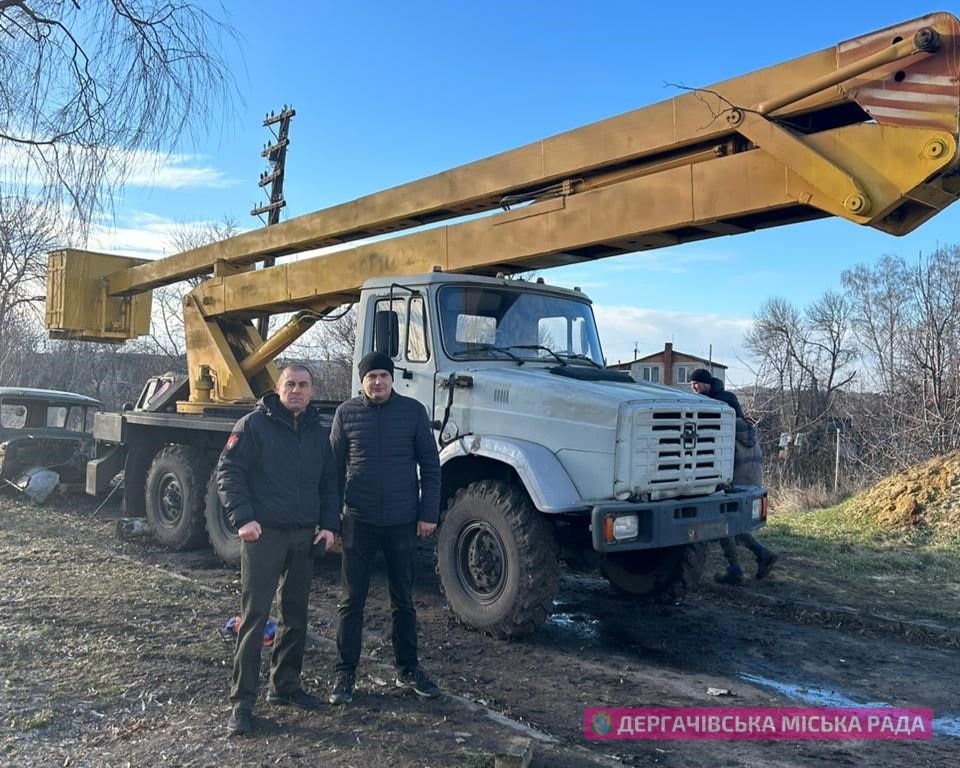 На Харківщині “затрофеїли” автовишку бєлгородських електриків