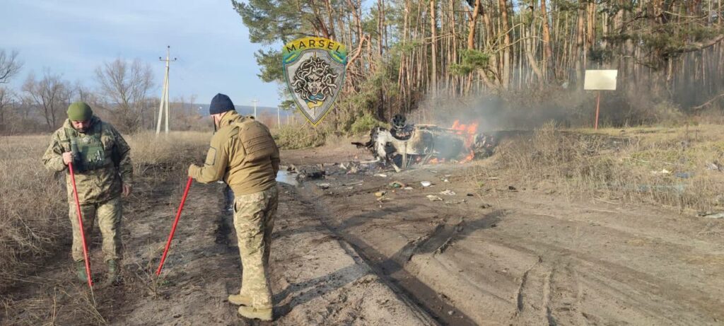 Їхали до лісу за ялинкою: на Харківщині підірвалася на міні подружня пара