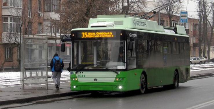 4 тролейбуси в Харкові завтра змінять маршрути, а 3 – не курсуватимуть