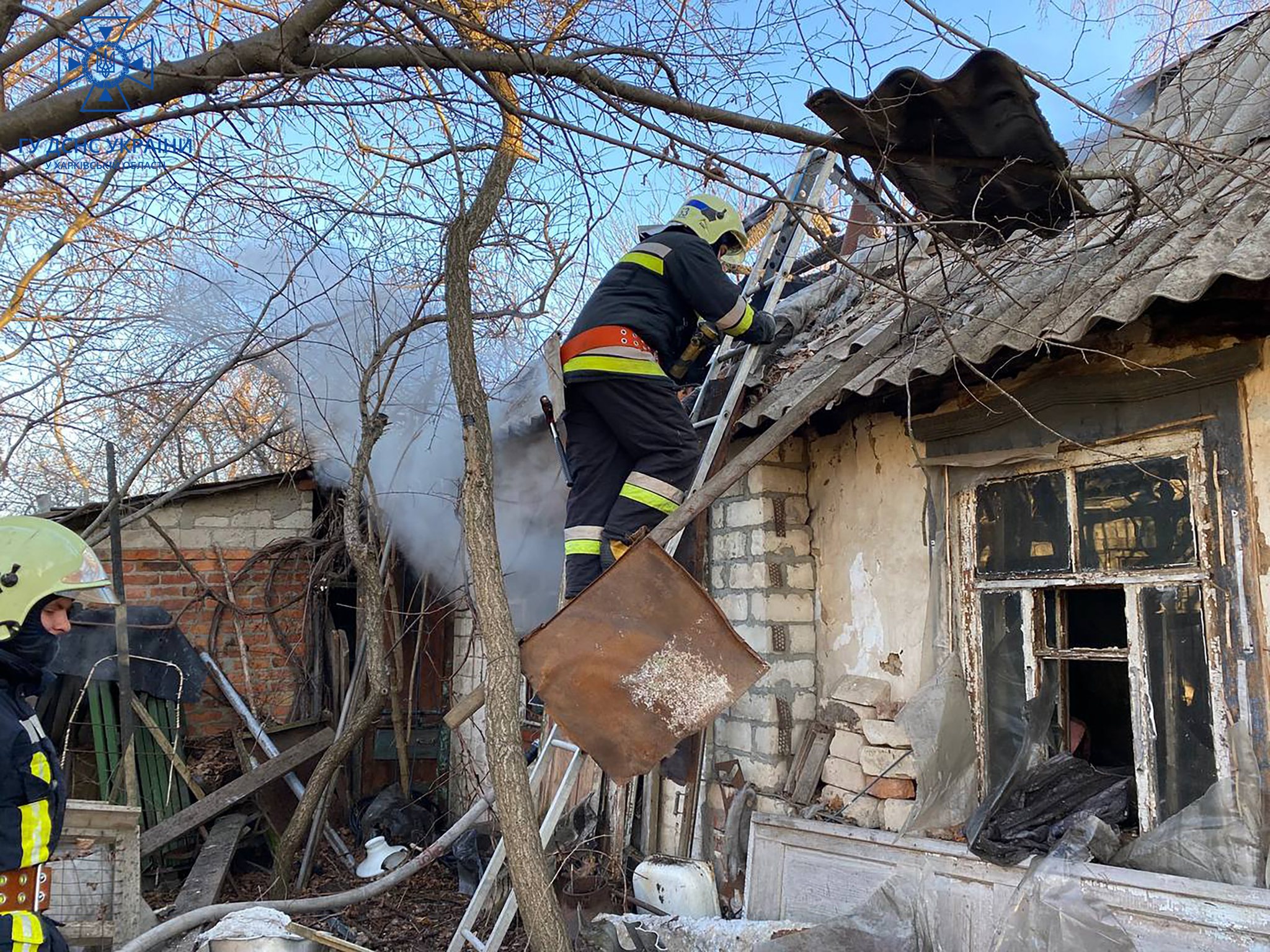 Обережно, печі! На Харківщині за добу – загиблий та постраждалий на пожежах