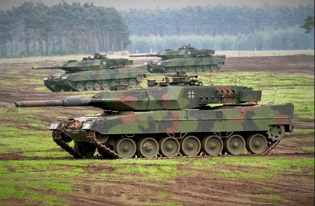 Польща передасть Україні роту німецьких важких танків Leopard