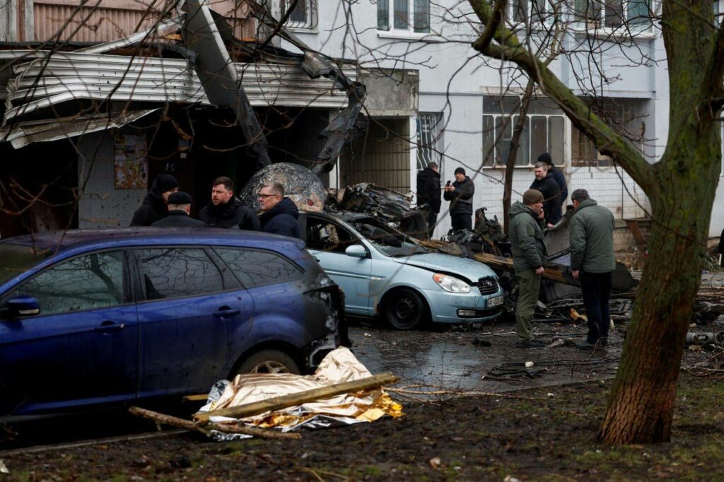 Авиакатастрофа в Броварах. Спасатели посчитали жертв, а полиция назвала имена