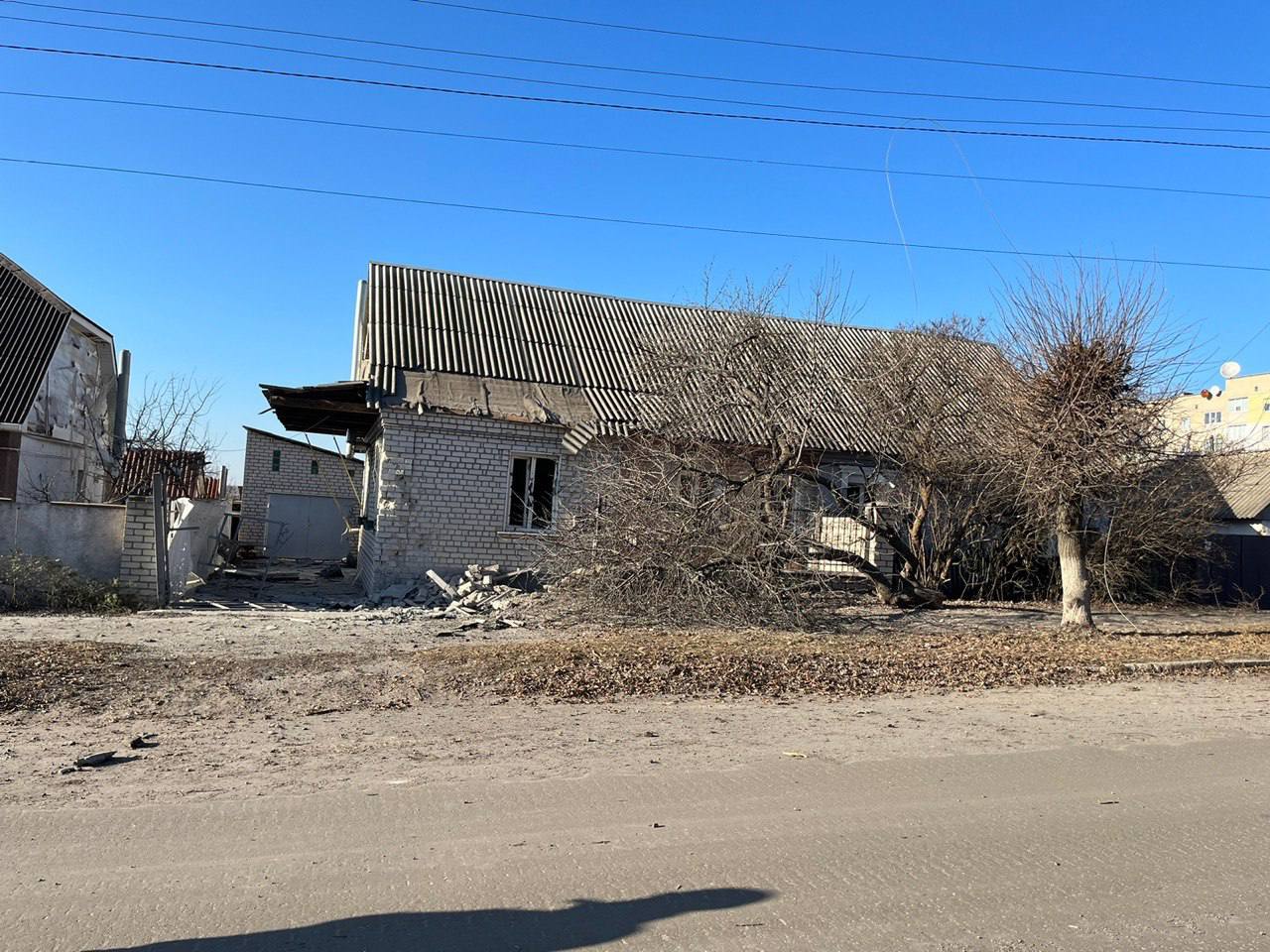 Синєгубов: На Харківщині через обстріл Козачої Лопані поранено жінку