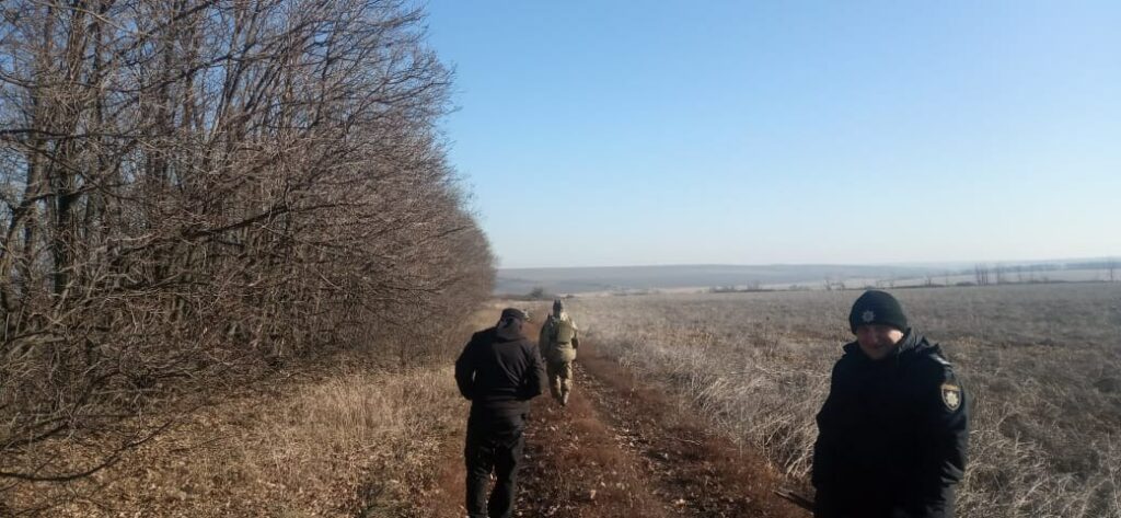 Искали металлолом. Полиция рассказала, как подорвались мужчины на Харьковщине