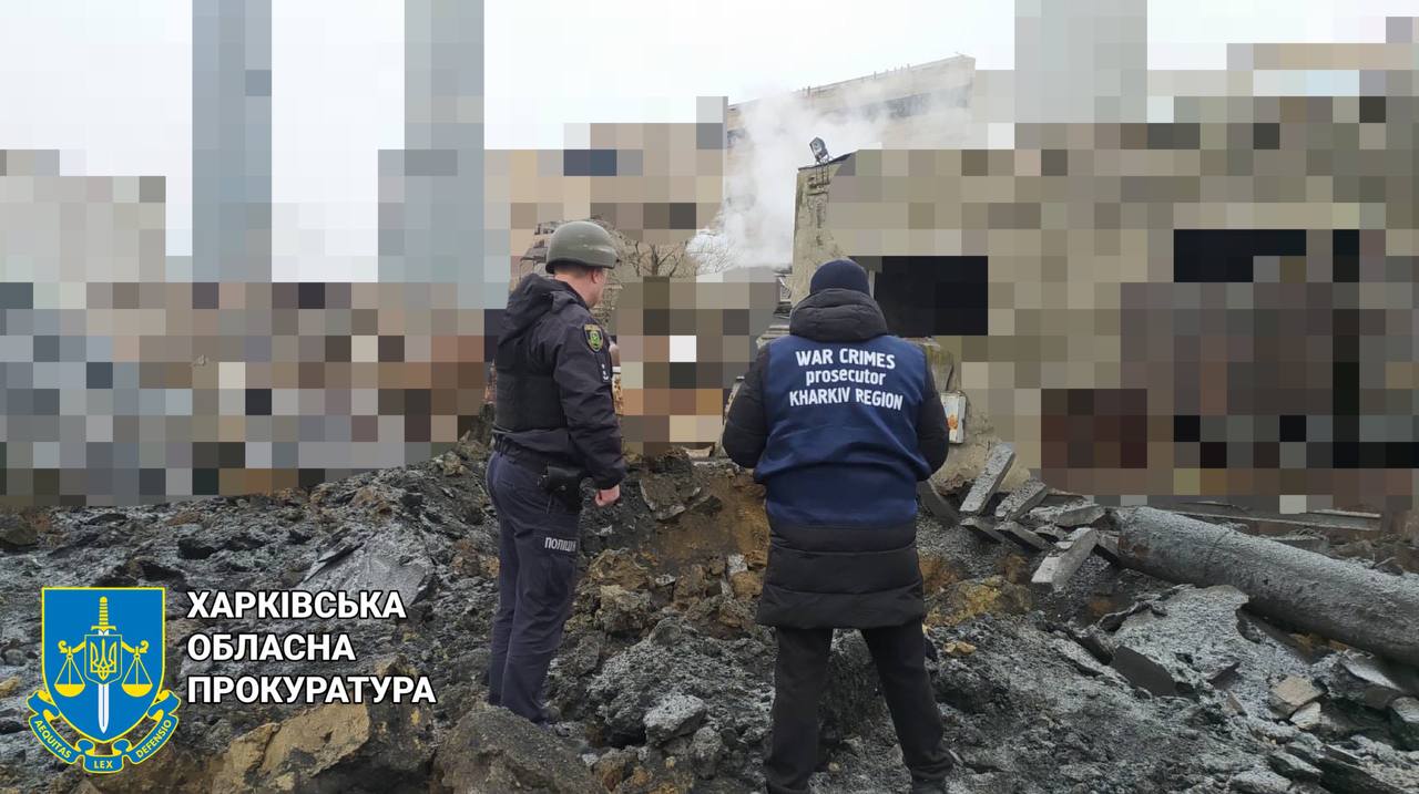 Прокуратура показала фото наслідків ракетного удару по Харкову та Чугуївщині