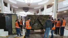 Елку в метро Харькова разобрали: мероприятия посетили 100 тысяч человек