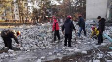 “Армія відновлення”: за допомогу у відбудові Харківщини платять 6700 на місяць