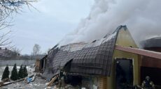 У ДСНС розповіли, як гасили пожежу в Куп’янську внаслідок артобстрілу (фото)