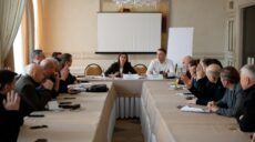 Бронирование работников и восстановление предприятий обсудили в Харькове