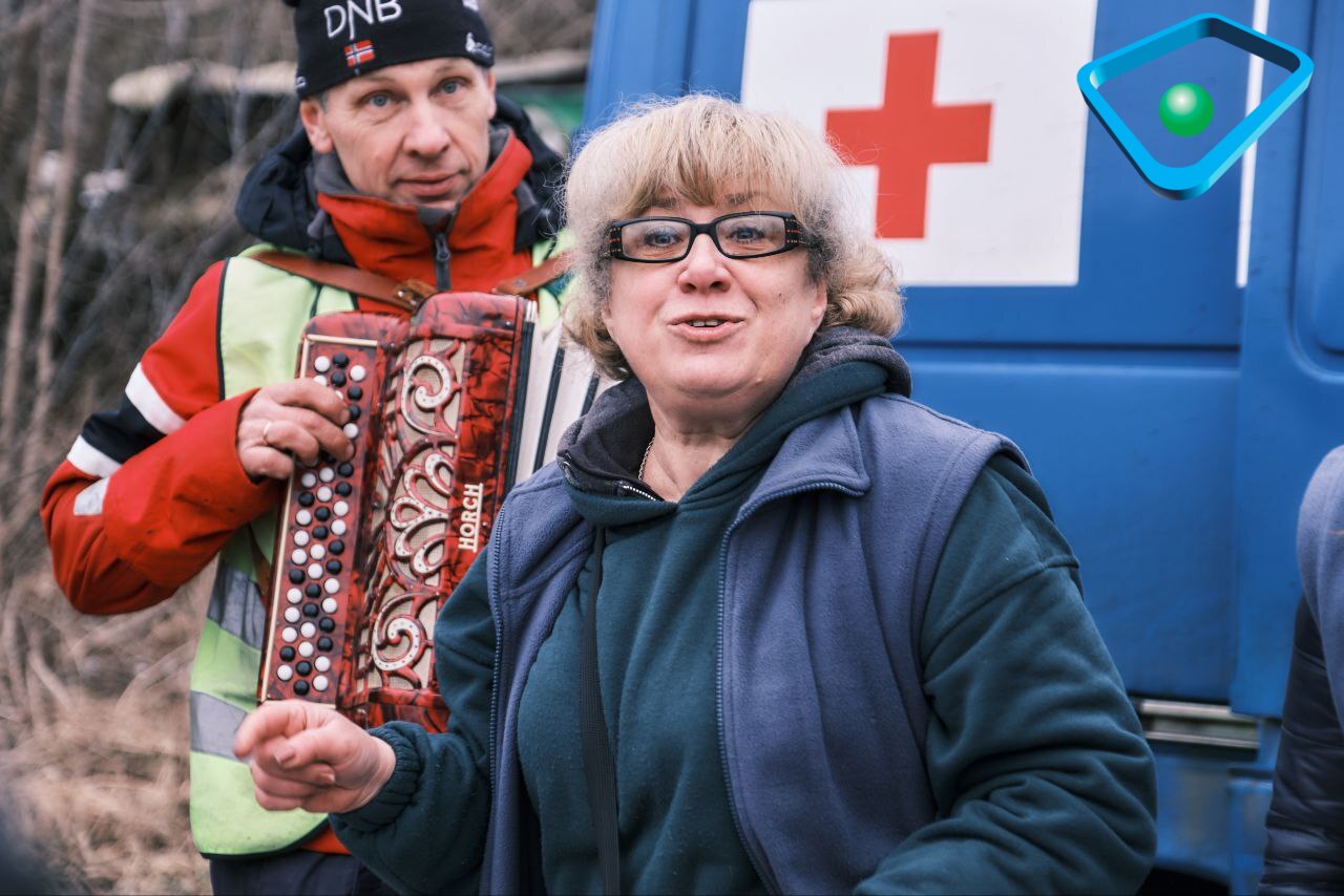 Анжела Денисенко волонтер Help Army