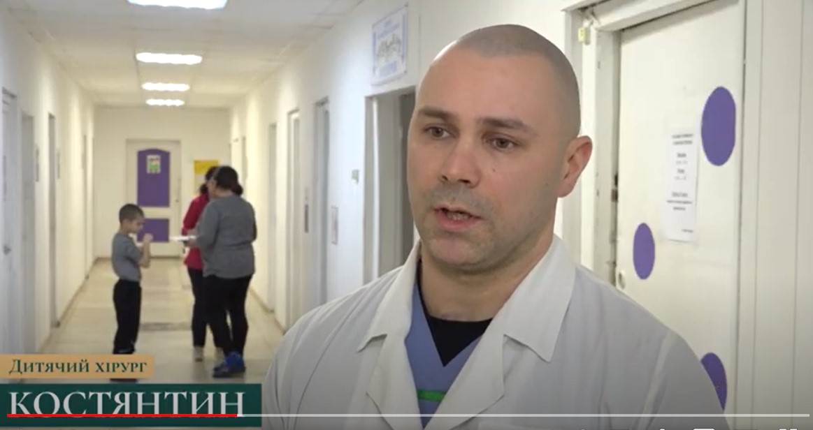 Вибух міни “Пелюстка” в Ізюмі: усіх поранених підлітків виписали з лікарні