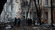 Терехов: В Харькове в пострадавших из-за обстрела жилых домах дали отопление