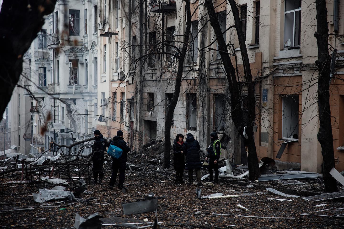 Терехов: У Харкові в будинках, що постраждали через обстріл, дали опалення