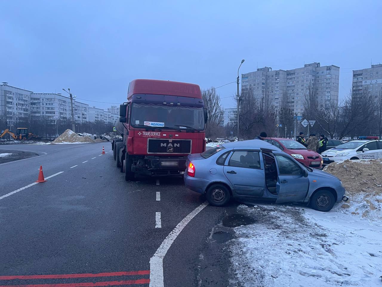 ДТП у Харкові з двома потерпілими 2