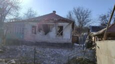 По частному дому в Харьковской области россияне били из танка