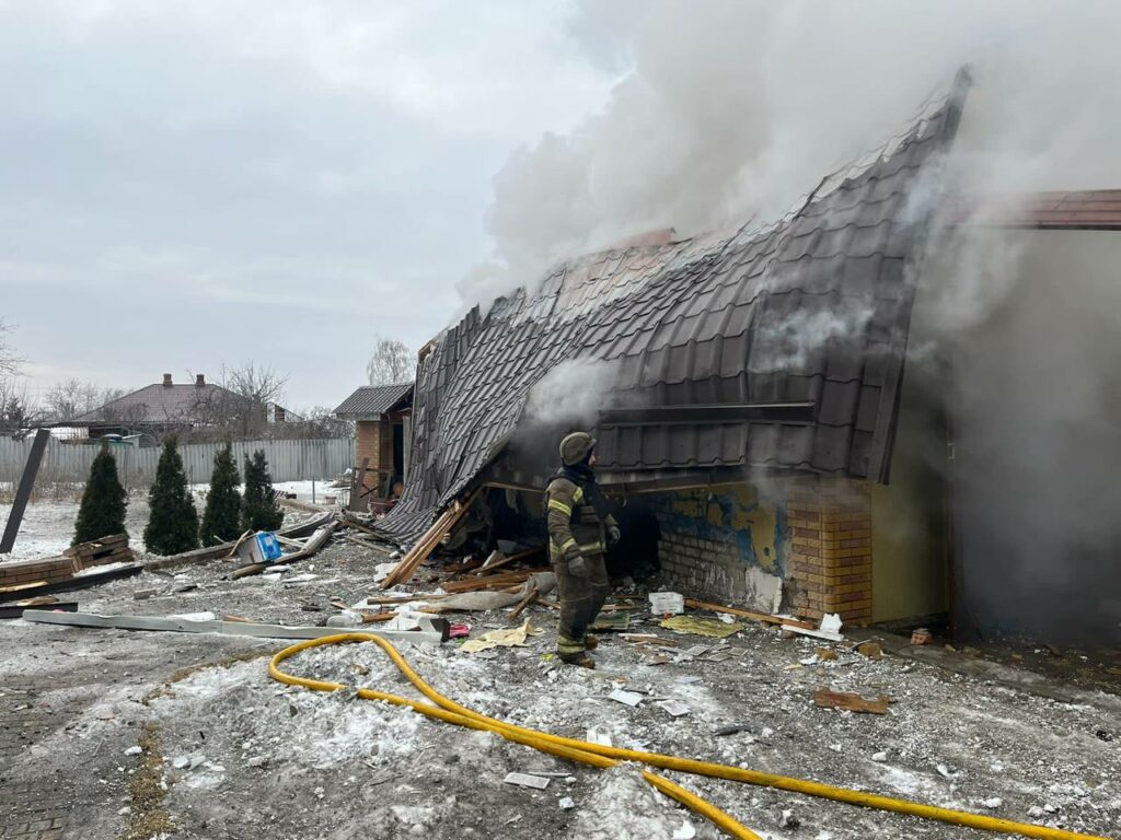 У Харківській області через обстріли загинув чоловік, двох поранено – ХОВА