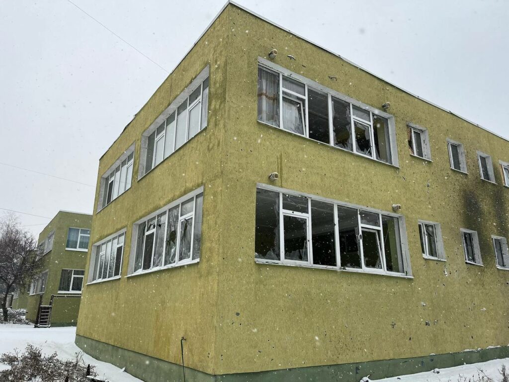 Синєгубов: дитсадок, стадіон і будинок пошкоджені в Куп’янську ракетним ударом