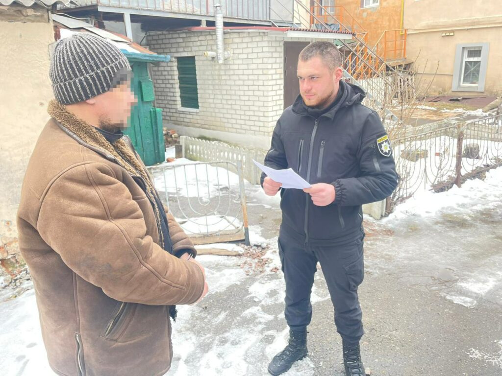 Забил насмерть совком: на Харьковщине задержали подозреваемого в убийстве