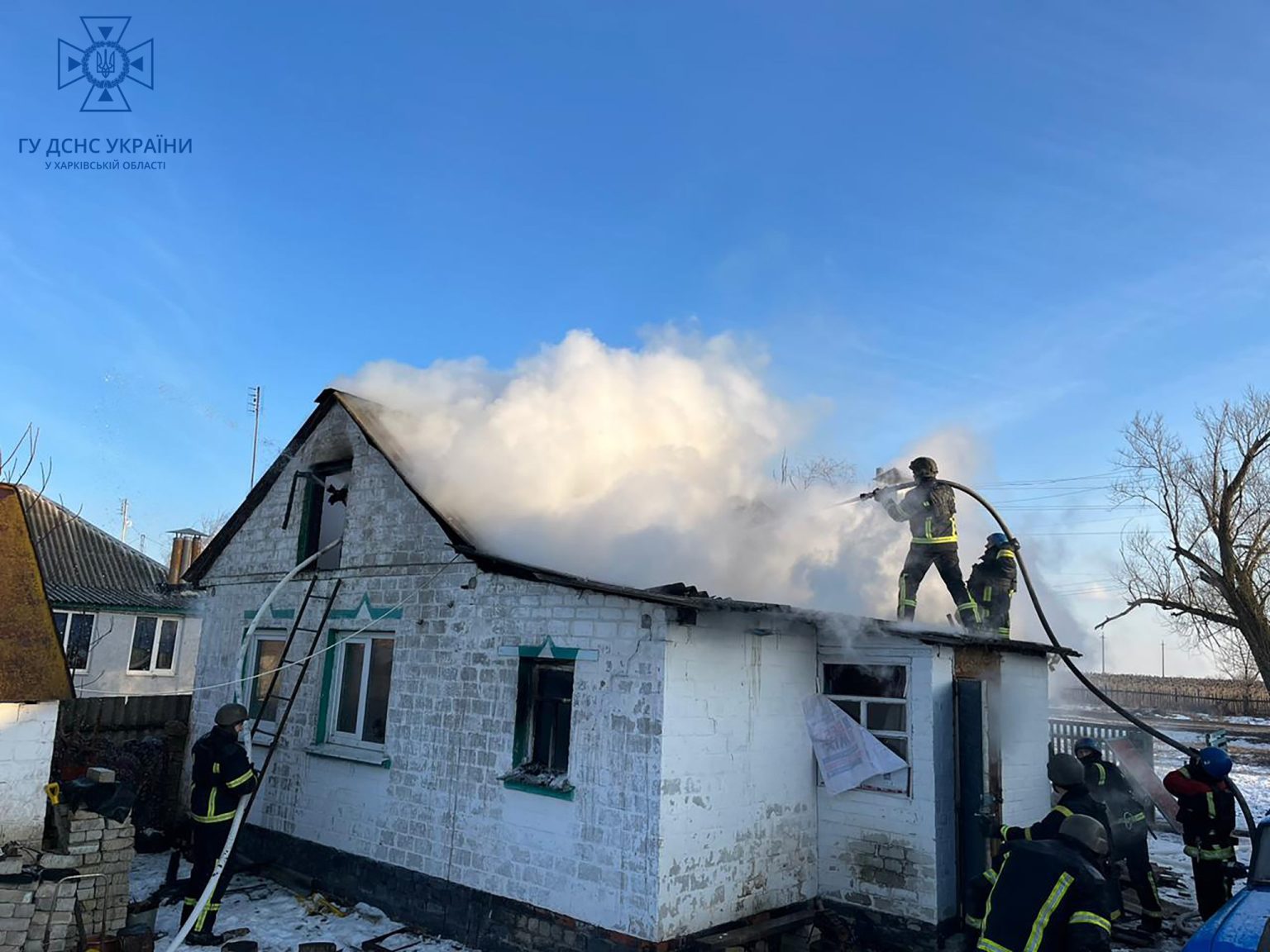 ДСНС: 12-річна дівчинка ледь не вчаділа під час пожежі на Харківщині