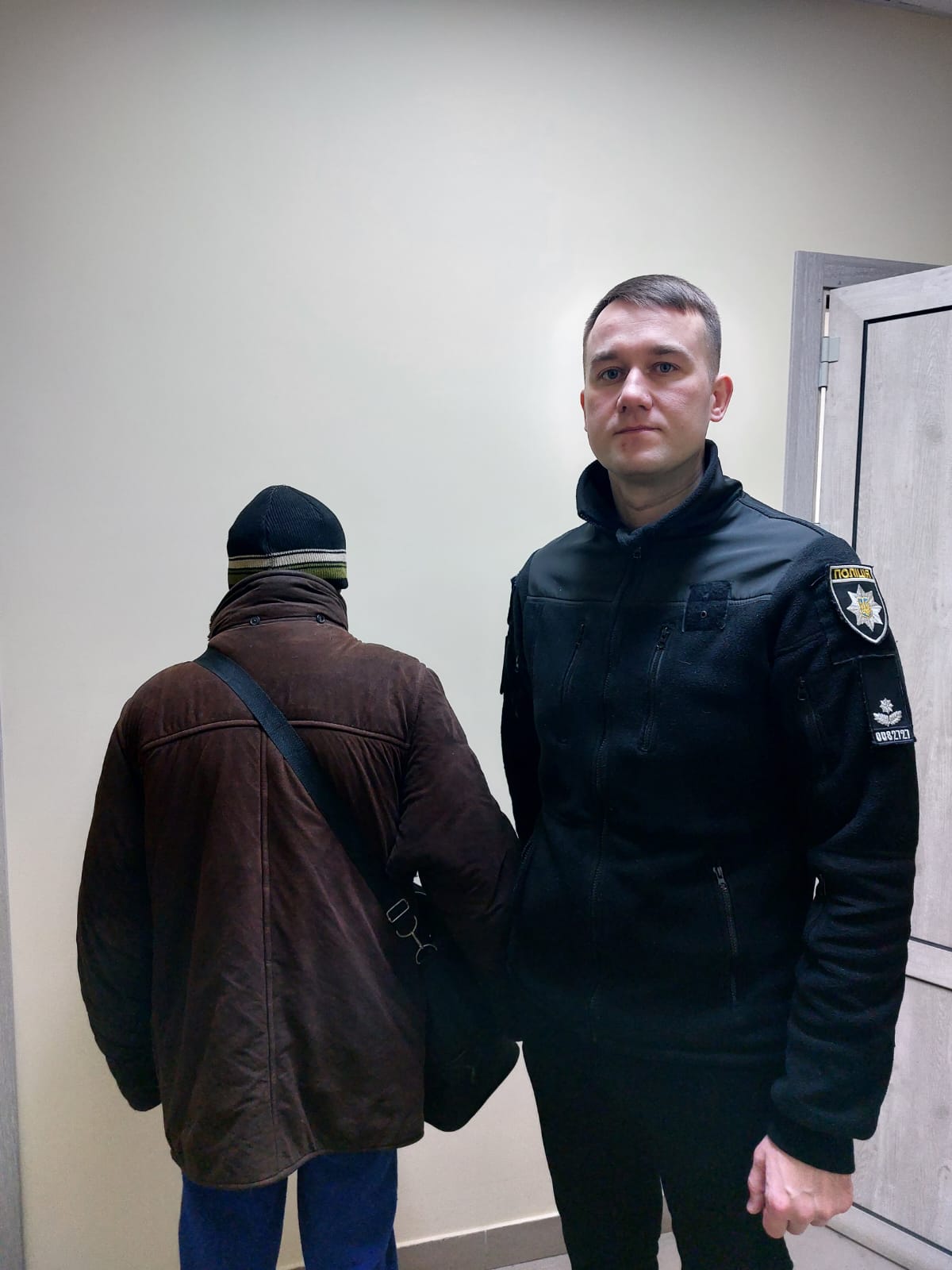 Побив пасинка. На Харківщині поліцейські зупинили домашнього аб’юзера