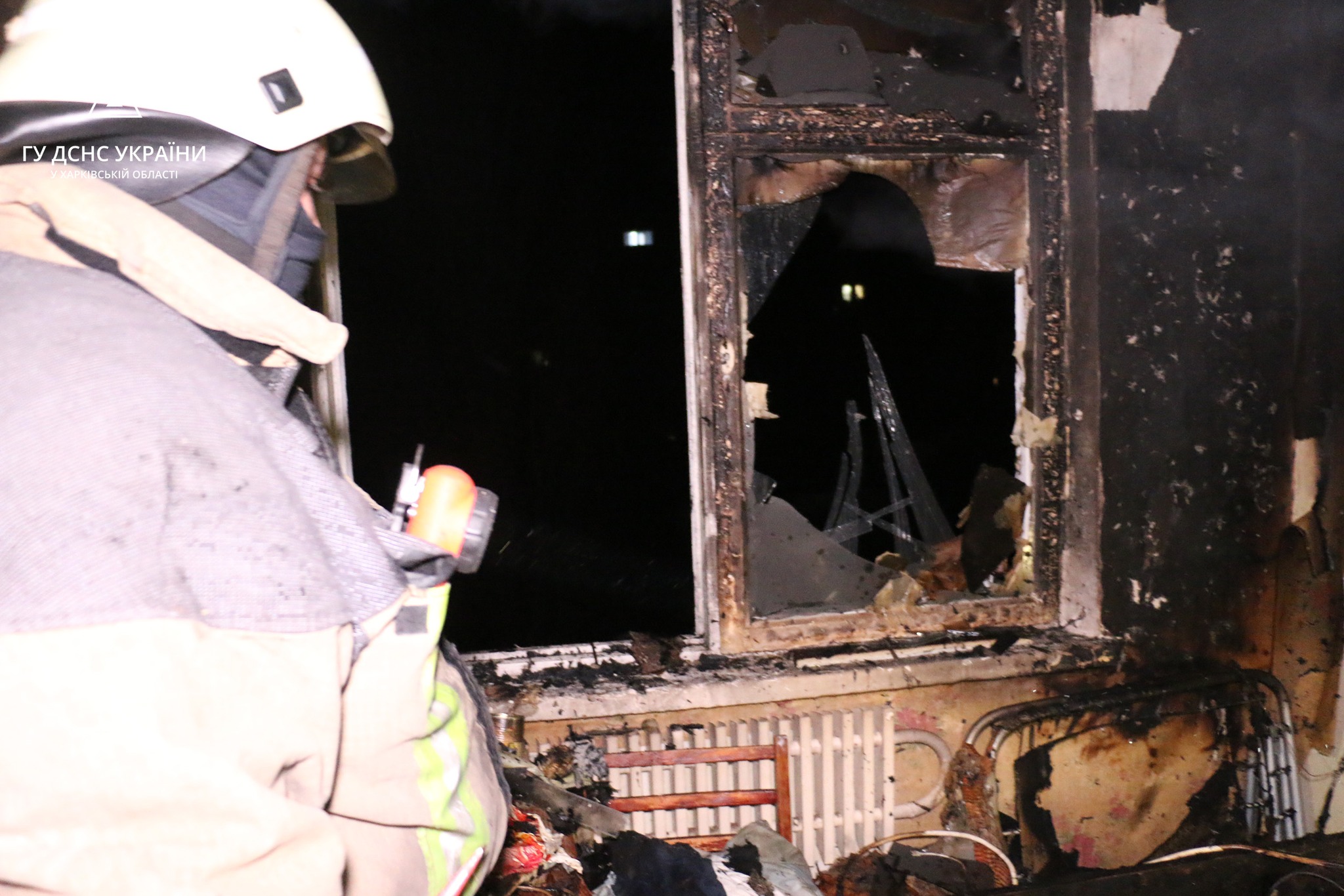 В Харькове ночью в пожаре погибли женщина с сыном (фото)