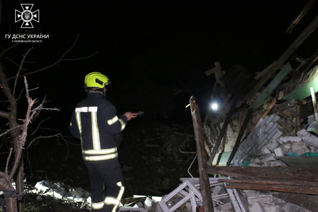 У ДСНС повідомили про руйнування внаслідок обстрілу Харкова і не тільки (фото)