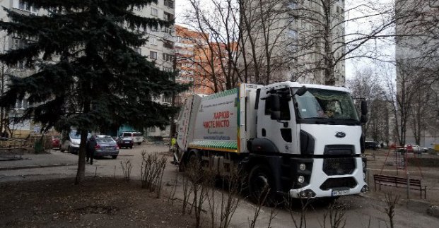 Харків’янам, чиє житло пошкоджено обстрілами, можуть безплатно вивезти сміття