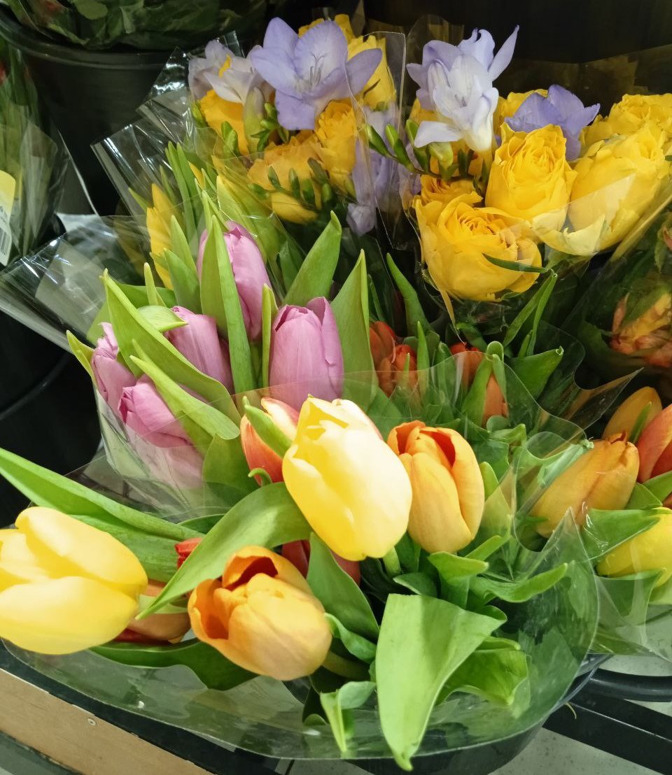 За якими цінами у Харкові напередодні 8 березня продаватимуть квіти
