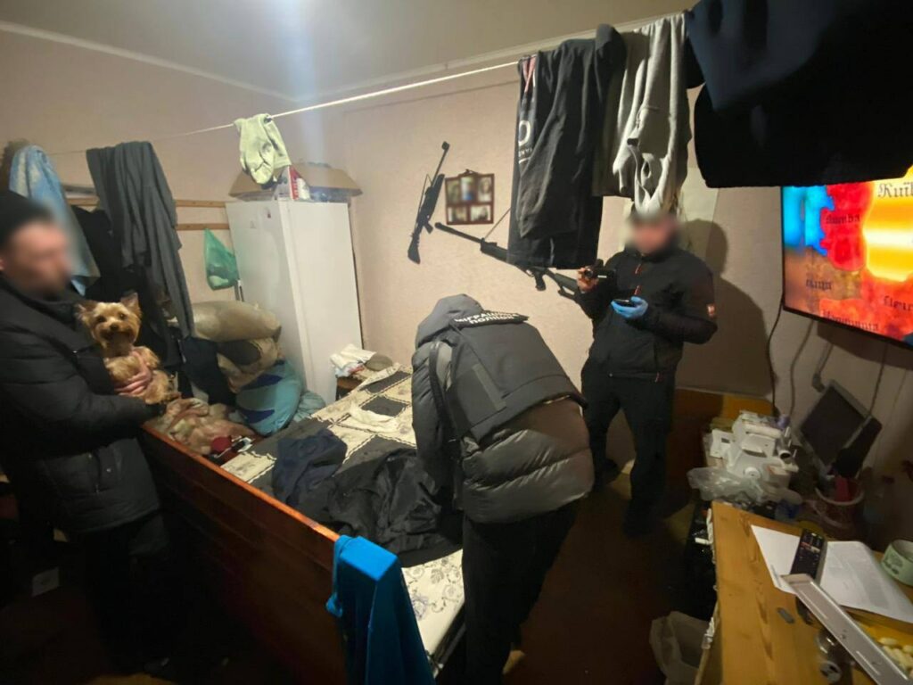 Бордель в квартирах накрыли в Харькове: части проституток — нет 18 лет (видео)