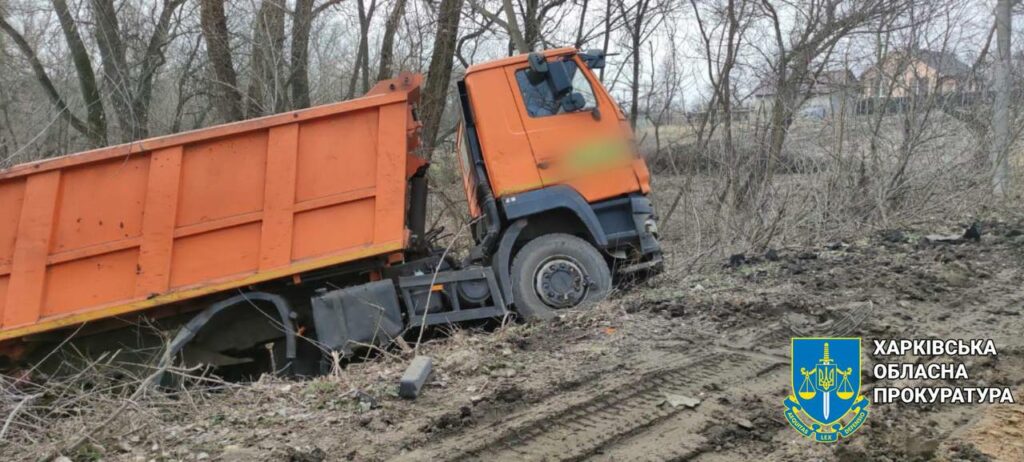 На Харьковщине 56-летний водитель грузовика подорвался на противотанковой мине