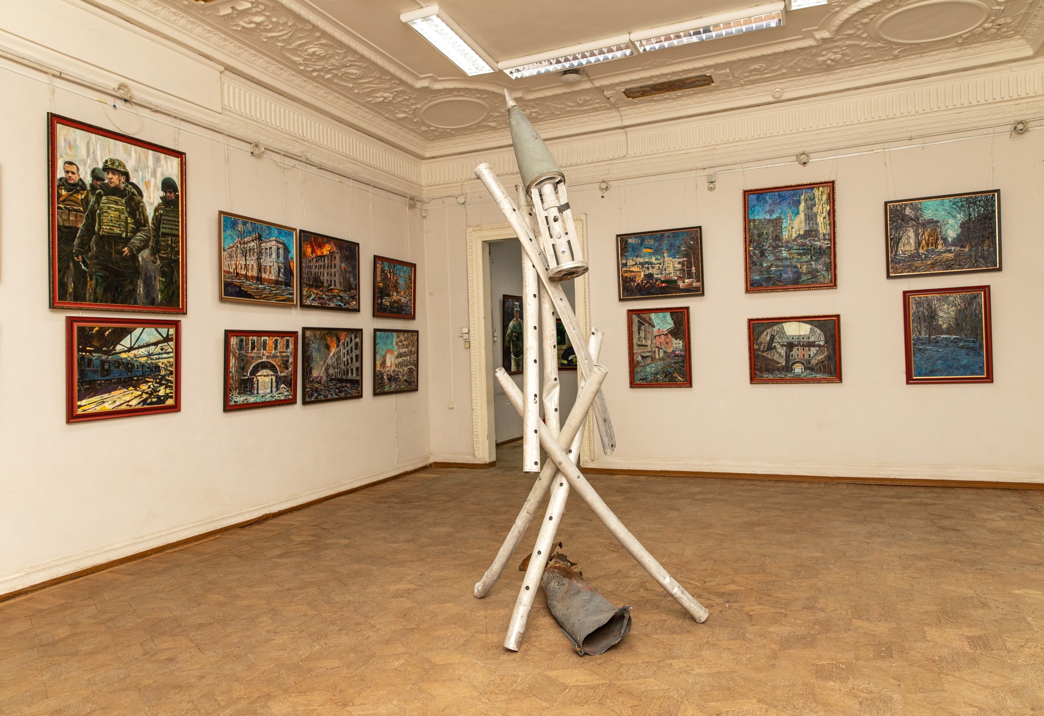 В Харькове закрыли выставку, посвященную войне, почти сразу после открытия